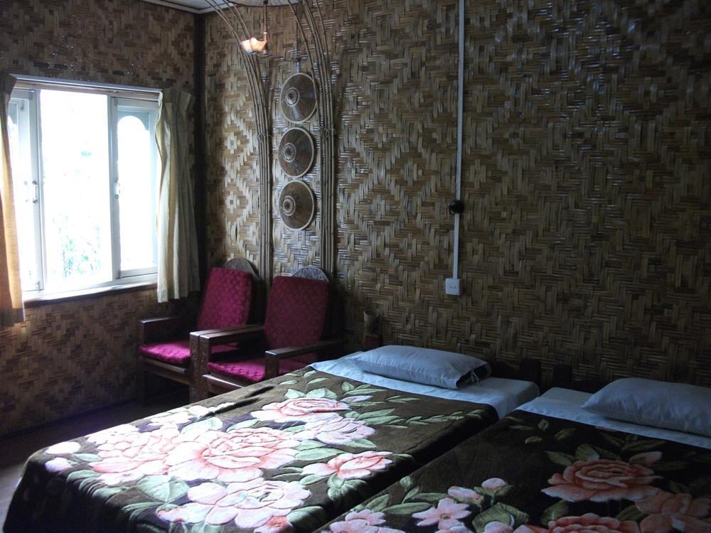 Mingalar Inn Inle Lake Екстер'єр фото