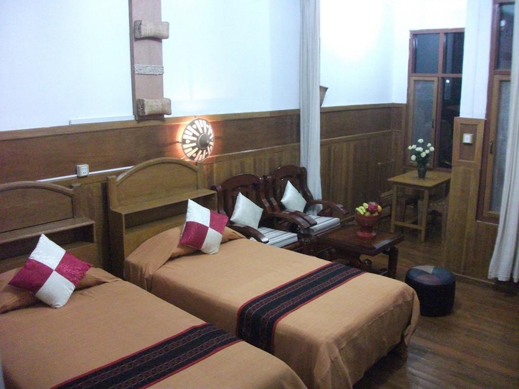 Mingalar Inn Inle Lake Екстер'єр фото