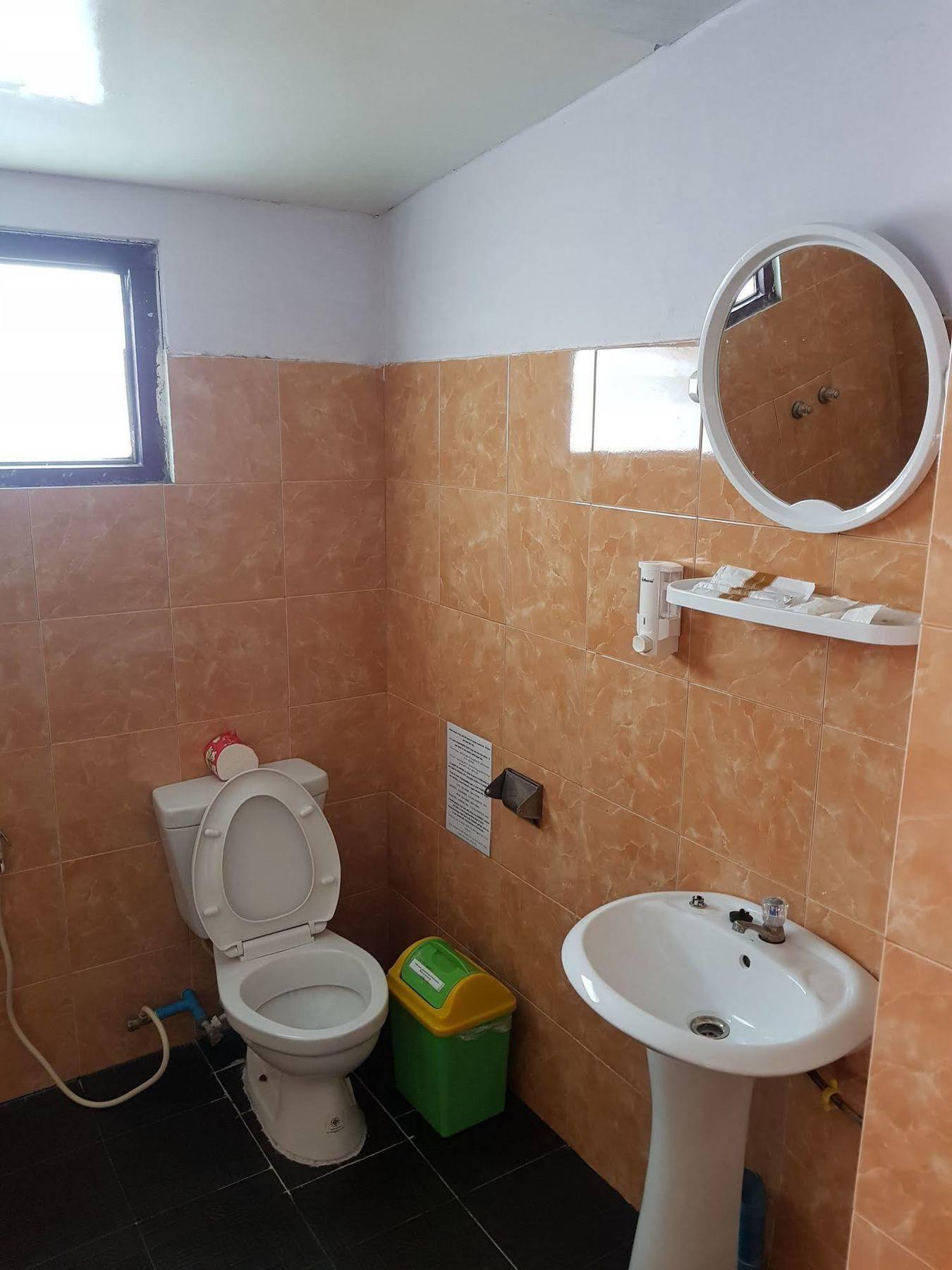Mingalar Inn Inle Lake Екстер'єр фото